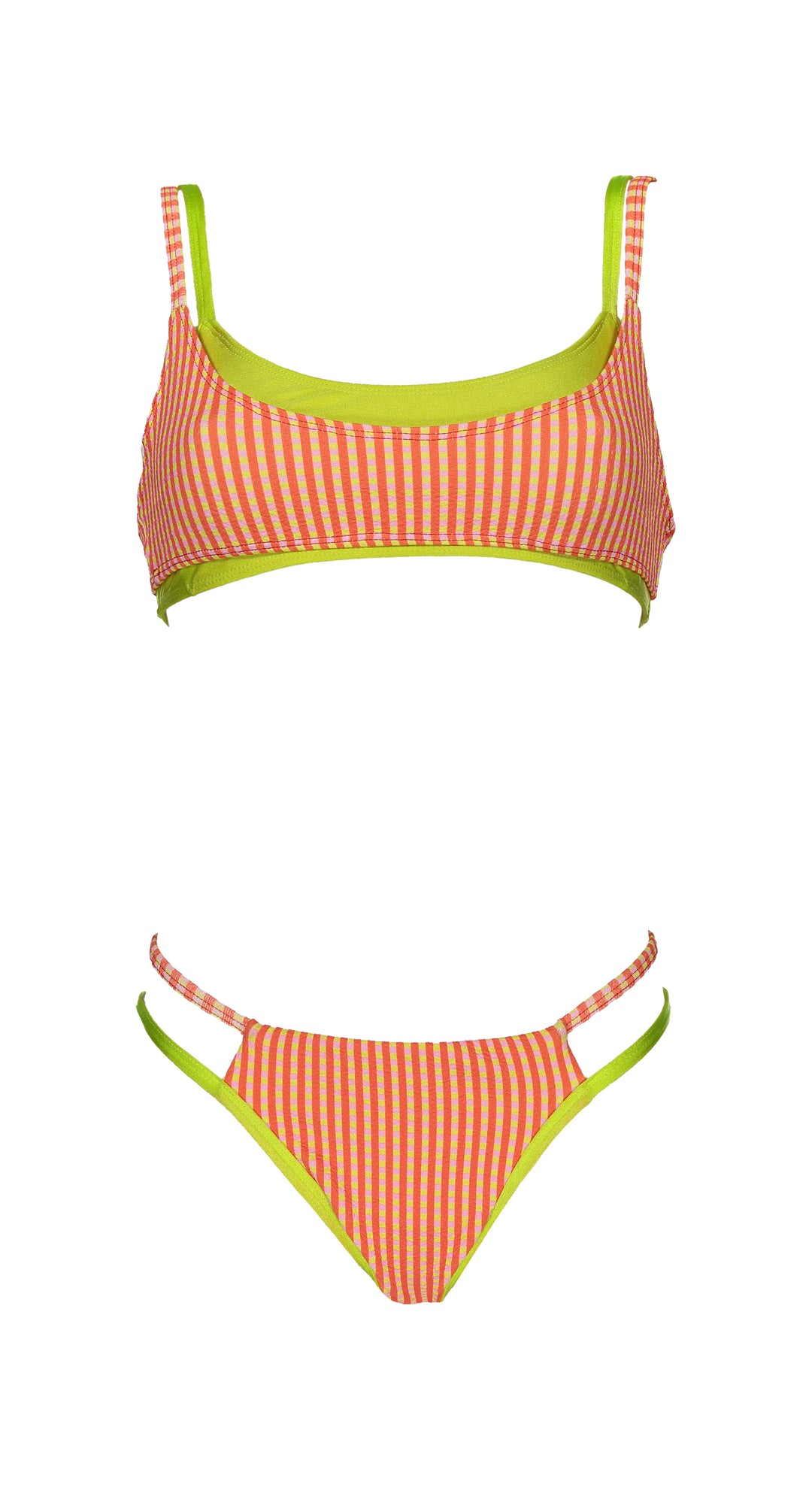 Bikini Echo In Dive