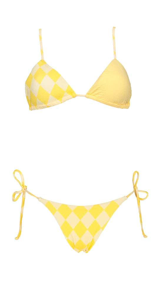 Bikini Kenya in Savannah