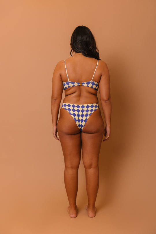 Bikini Prestige in Marble